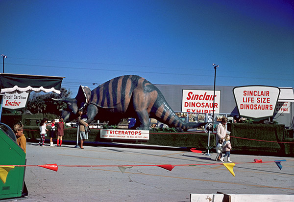 dinosaurs at the fair