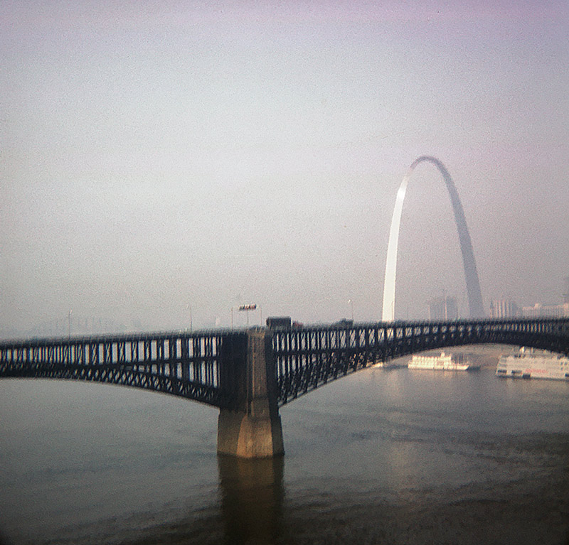 The St. Louis Arch from the bus
